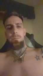 Zamorano22 — вебкам-модель онлайн на cam4