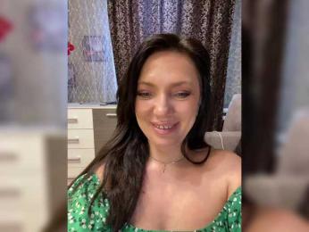 ProstoLolkaXXX — вебкам-модель онлайн на bongacams