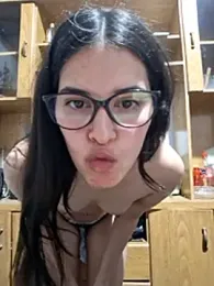 Brilenn — Stripchat stream photo (Aug 2026)