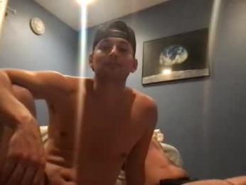 natetheexplorer — вебкам-модель онлайн на chaturbate