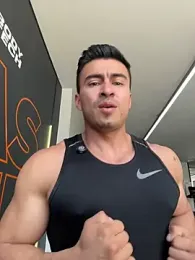 Chris_Clarck — вебкам-модель онлайн на stripchat