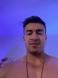 Chris_Clarck — вебкам-модель онлайн на stripchat