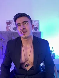 Chris_Clarck — вебкам-модель онлайн на stripchat