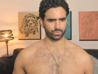 Bradley Martin — вебкам-модель онлайн на flirt4free