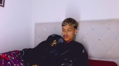 angel_foxc_ — Cam4 stream photo (Jul 2026)