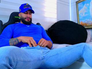 Reynel Castro — flirt4free