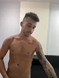 carvalhofelipe — Stripchat stream photo (Feb 2025)