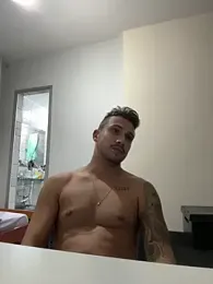 carvalhofelipe — Stripchat stream photo (Mar 2025)