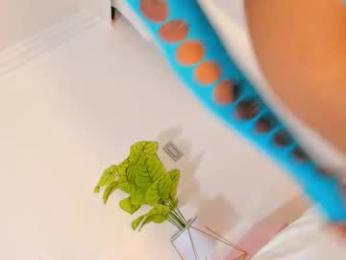 prety_sharick — вебкам-модель онлайн на chaturbate