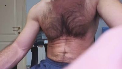hairycerberus — вебкам-модель онлайн на cam4