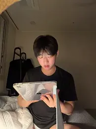 k-kinky — Stripchat stream photo (May 2026)