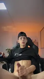 Sebastian_Reed — Stripchat stream photo (Mar 2026)