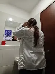 SARA_21- — Stripchat stream photo (Aug 2026)