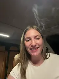 ViviVision99 — вебкам-модель онлайн на stripchat