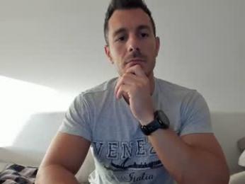 roberto4ever — Chaturbate stream photo (Sep 2026)