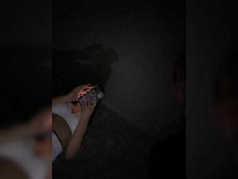 Peppapigi — вебкам-модель онлайн на bongacams