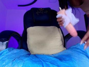 naomi-k — Bongacams stream photo (Apr 2026)