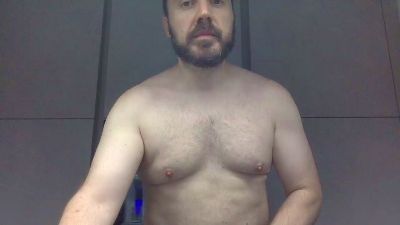 ItalianBear88 — вебкам-модель онлайн на cam4