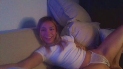 valencampx — Cam4 stream photo (Mar 2026)
