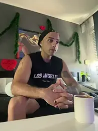 Mohdollmen — Stripchat stream photo (Aug 2026)