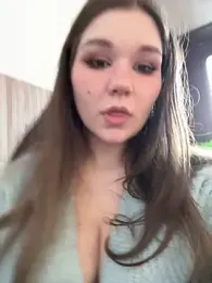 PumaShyXD — вебкам-модель онлайн на stripchat