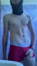 Perroroo — Cam4 stream photo (Mar 2026)