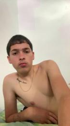 Perroroo — Cam4 stream photo (Mar 2026)