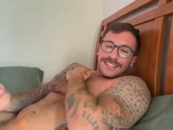 mandudebroson — Chaturbate stream photo (Apr 2025)