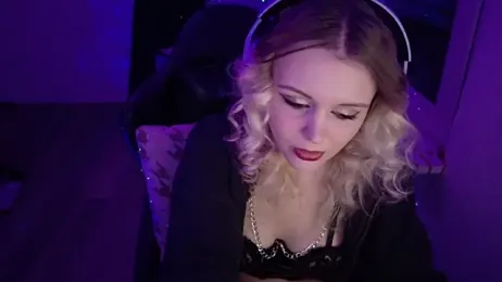 OfflineLizzy — Stripchat stream photo (Apr 2026)