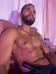 bigblack0111 — Stripchat stream photo (Sep 2026)