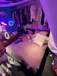 jayylizz69 — вебкам-модель онлайн на stripchat