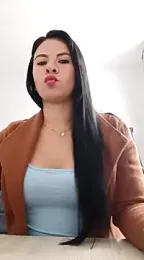 05Paolitha_31 — Stripchat stream photo (Apr 2025)