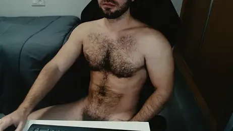 cutehairymacho — Stripchat stream photo (Apr 2026)