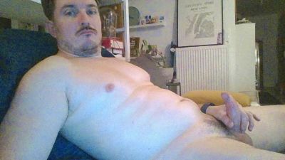 moinuxxx — Cam4 stream photo (Feb 2026)
