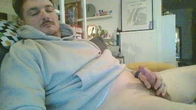 moinuxxx — Cam4 stream photo (Feb 2026)