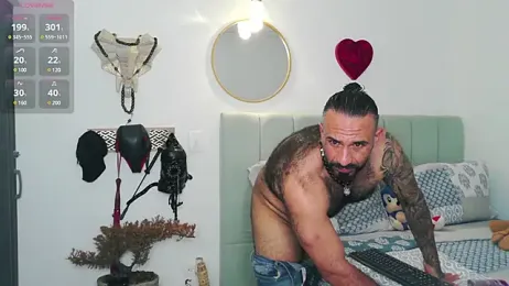 mr_maik — Stripchat stream photo (May 2025)