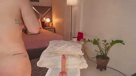 KateOwens — вебкам-модель онлайн на stripchat