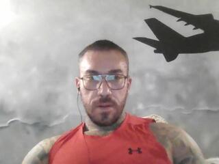 Lucias Crawford — вебкам-модель онлайн на flirt4free