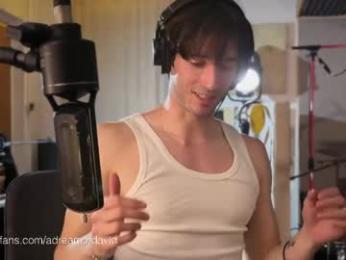 sahueso — вебкам-модель онлайн на chaturbate