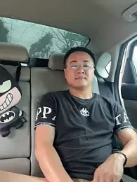 battman4488 — вебкам-модель онлайн на stripchat