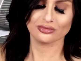 kxaxmichelle — вебкам-модель онлайн на chaturbate