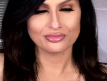 kxaxmichelle — вебкам-модель онлайн на chaturbate