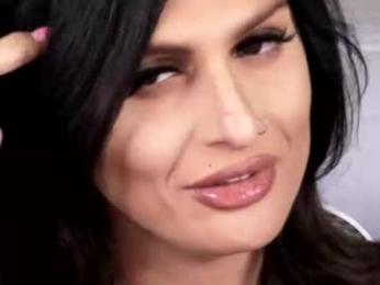 kxaxmichelle — вебкам-модель онлайн на chaturbate