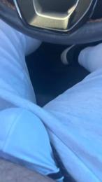 Peludeteee — вебкам-модель онлайн на cam4