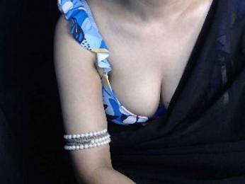 Monika67 — вебкам-модель онлайн на bongacams