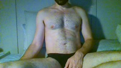 goldbasic23 — вебкам-модель онлайн на cam4