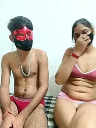 Rubina_khan1 — вебкам-модель онлайн на stripchat