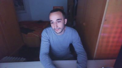 atractivo91bcn — вебкам-модель онлайн на cam4