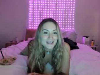 iris_roslin — Chaturbate stream photo (Apr 2026)