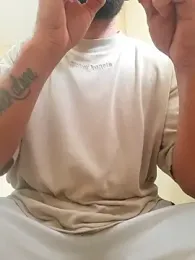 Luccareli10 — Stripchat stream photo (Sep 2026)